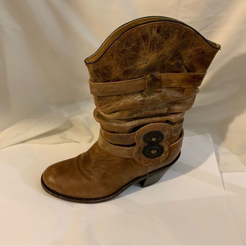 Johnny Ringo Size 7B Tan Distressed Slouch Harness Western Cowboy Boot